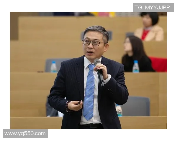 重庆乒乓球队转型之路的挑战与机遇分析